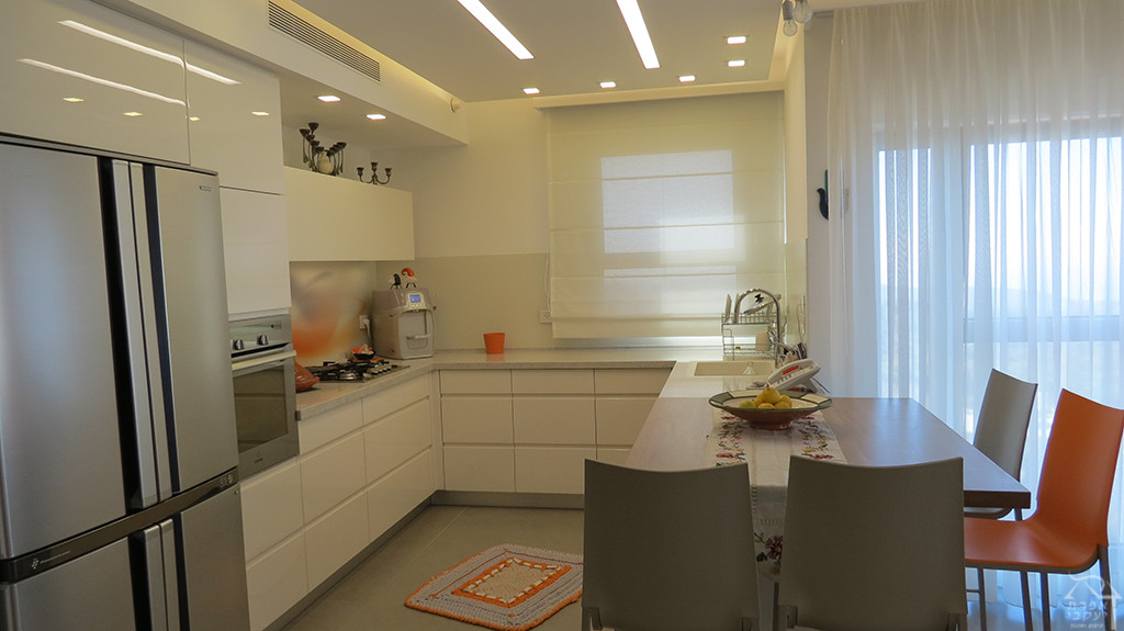 Haifa_David_Towers_1_Kitchen_2