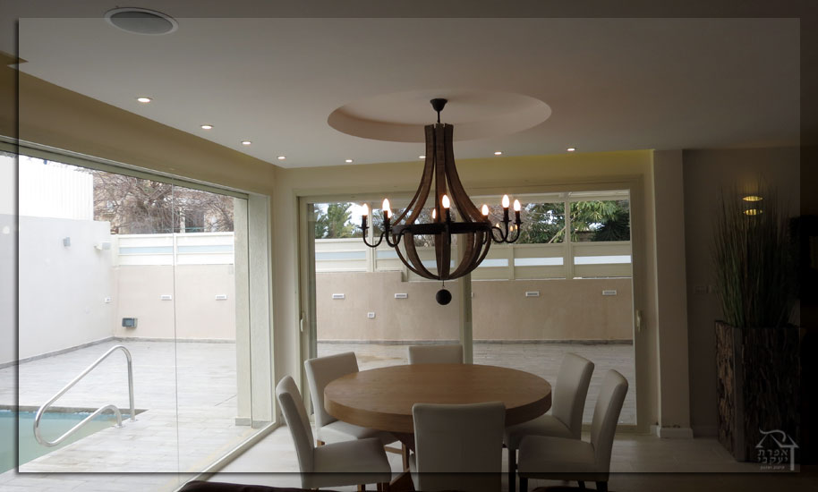 Kiryat_Ata_Villa_1_dining_room_2