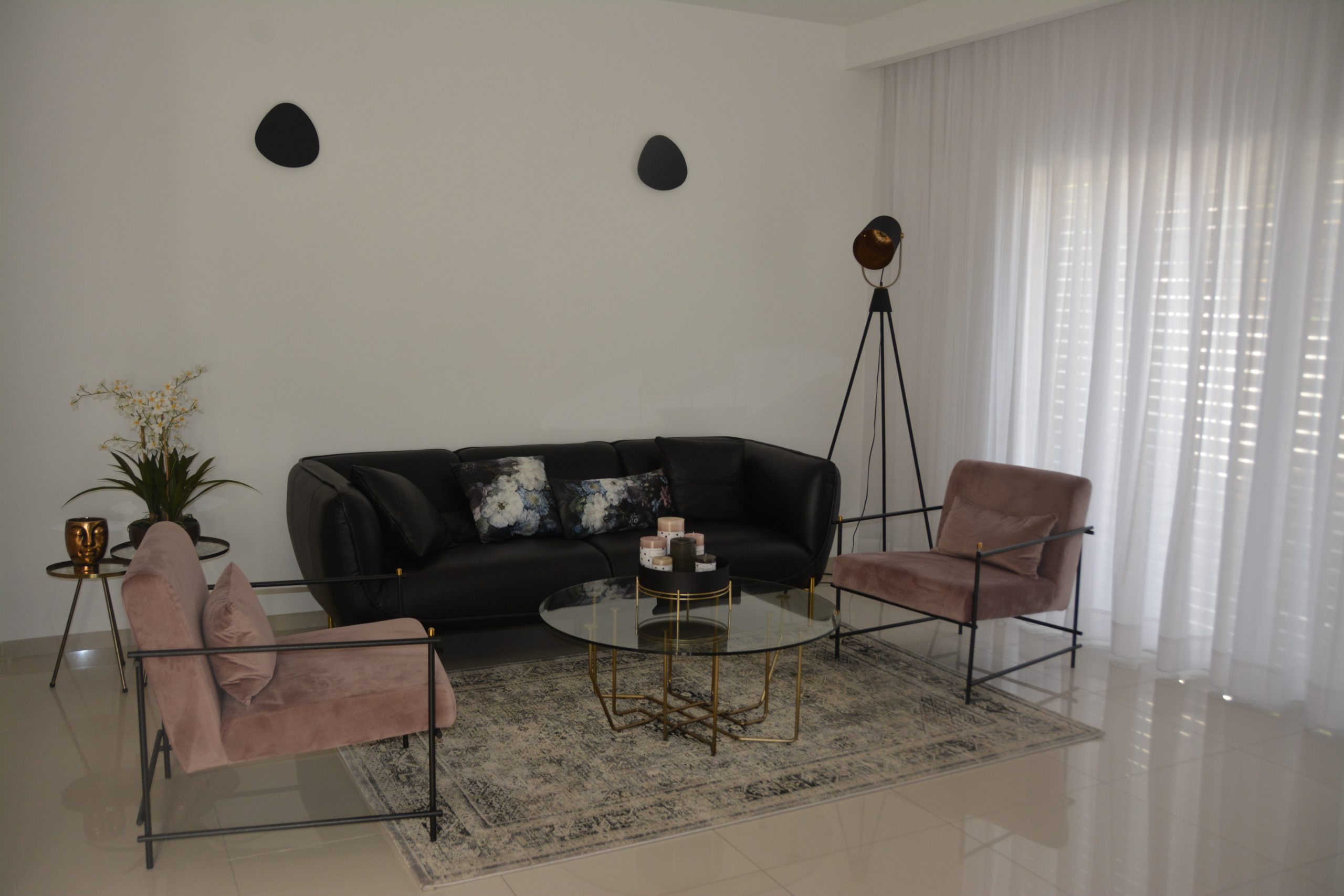 עיצוב-פנים-דו-משפחתי (1)