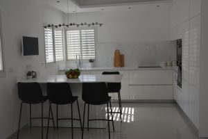 עיצוב-פנים-דו-משפחתי (19)