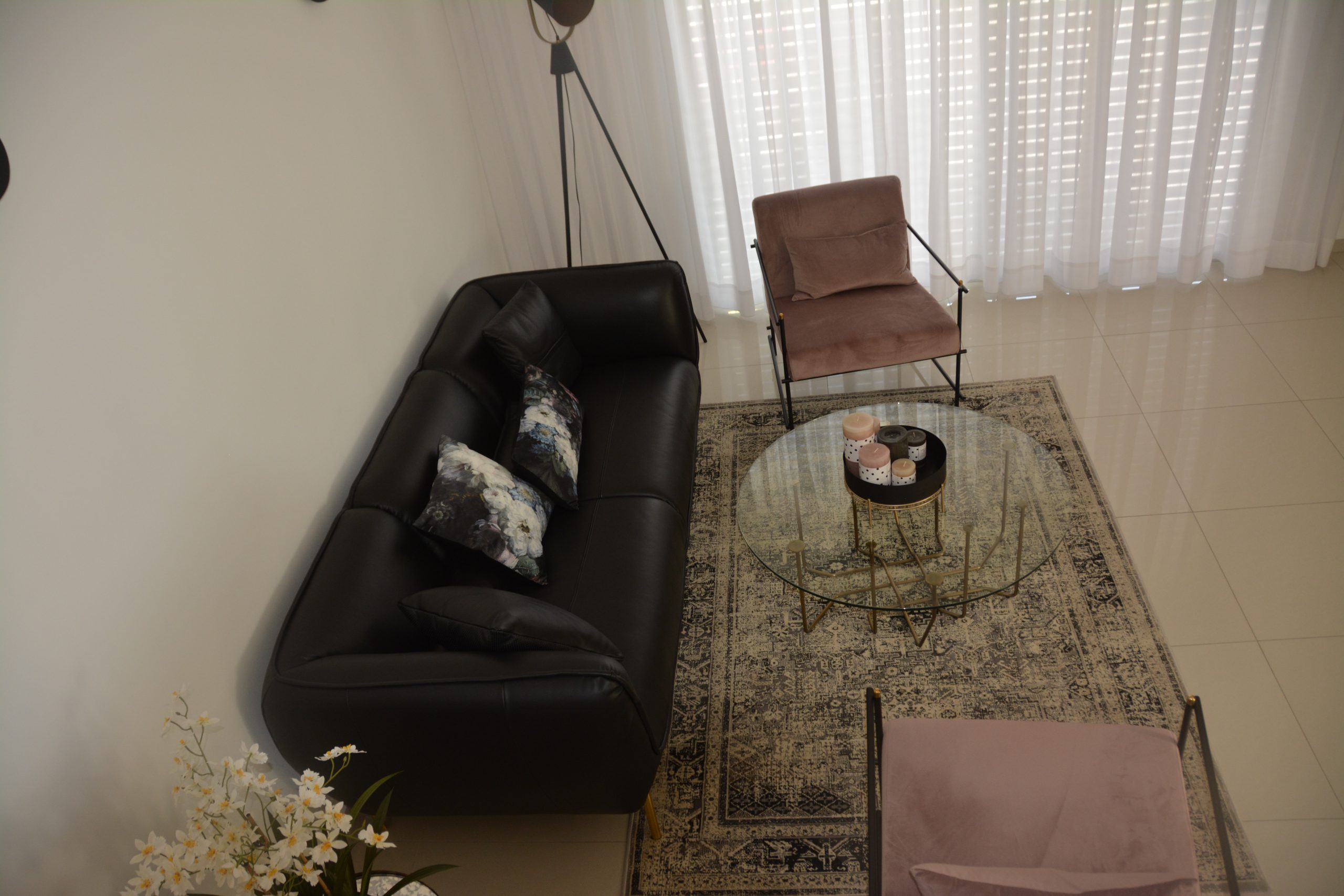 עיצוב-פנים-דו-משפחתי (28)