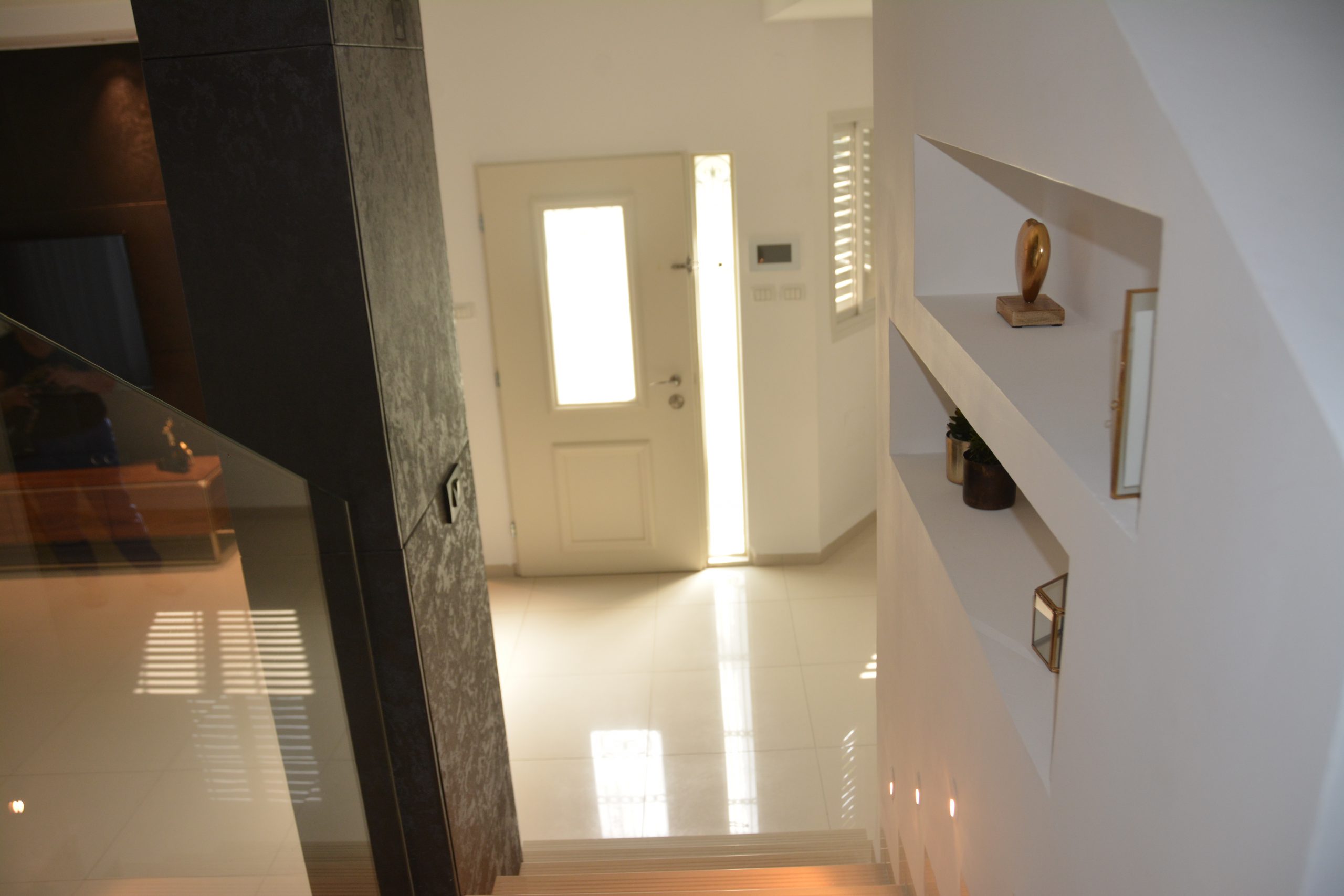 עיצוב-פנים-דו-משפחתי (30)