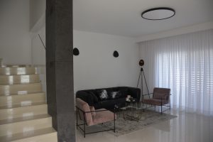 עיצוב-פנים-דו-משפחתי (5)