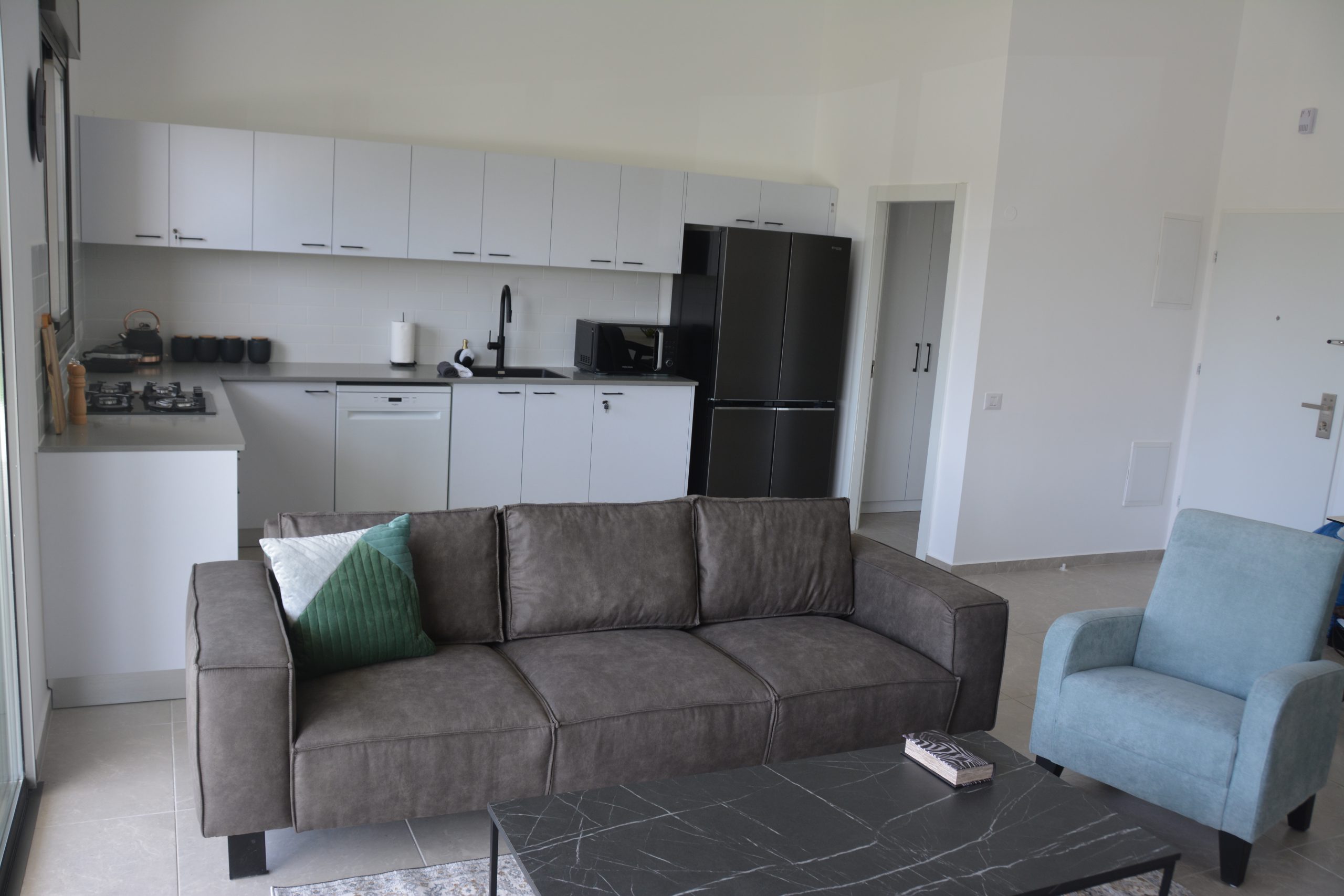 שתי דירות גן AIRBNB – נהריה