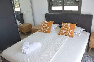 מעצבת פנים airbnb נהריה