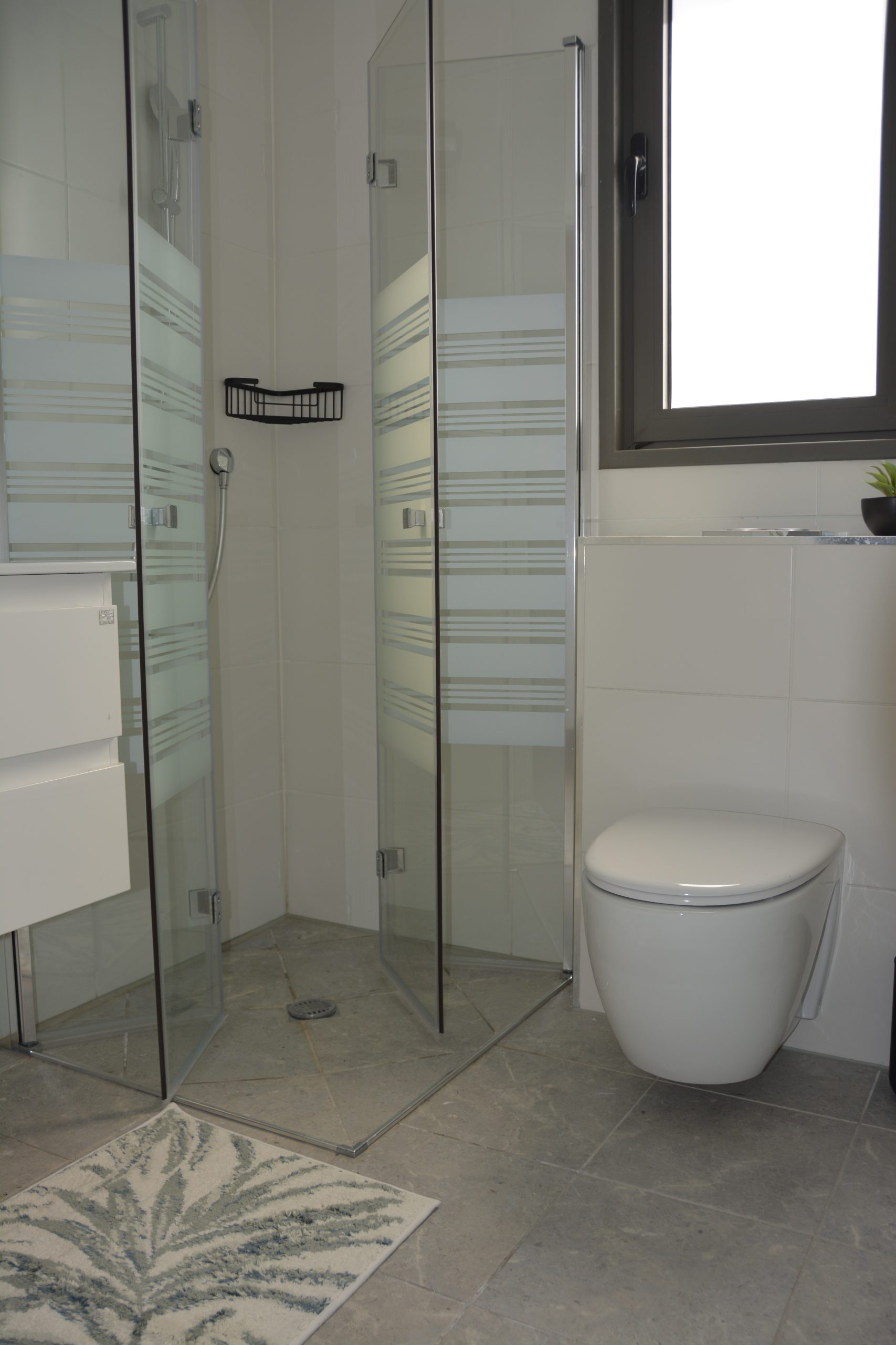 מעצבת פנים airbnb נהריה