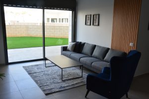 מעצבת פנים airbnb נהריה