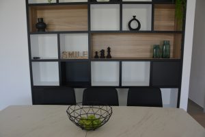 מעצבת פנים airbnb נהריה